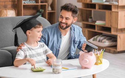 ¿Cómo enseñar buenos hábitos financieros a los niños sin abrumarlos o aburrirlo