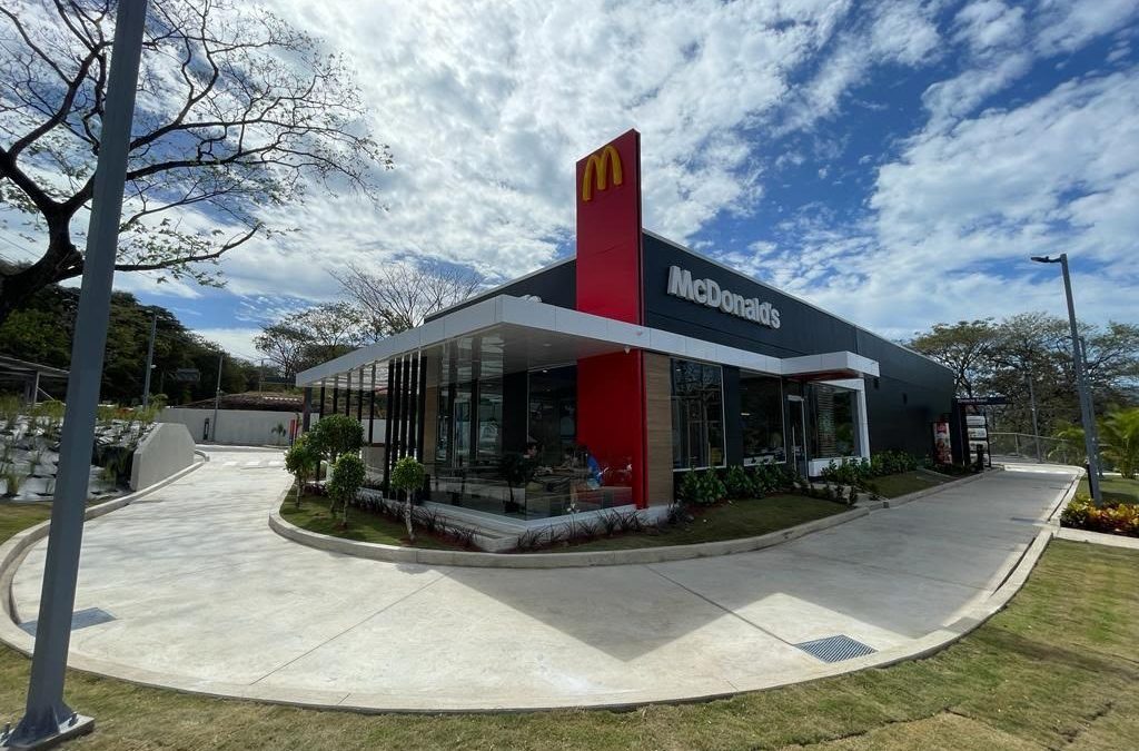 Con nuevos restaurantes McDonald’s y remodelaciones Arcos Dorados creará más de 250 nuevos empleos en Costa Rica