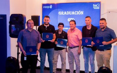 Estudiantes concluyeron proceso de formación dual como Técnico Operador en Procesos Productivos promovido por FIFCO y el INA