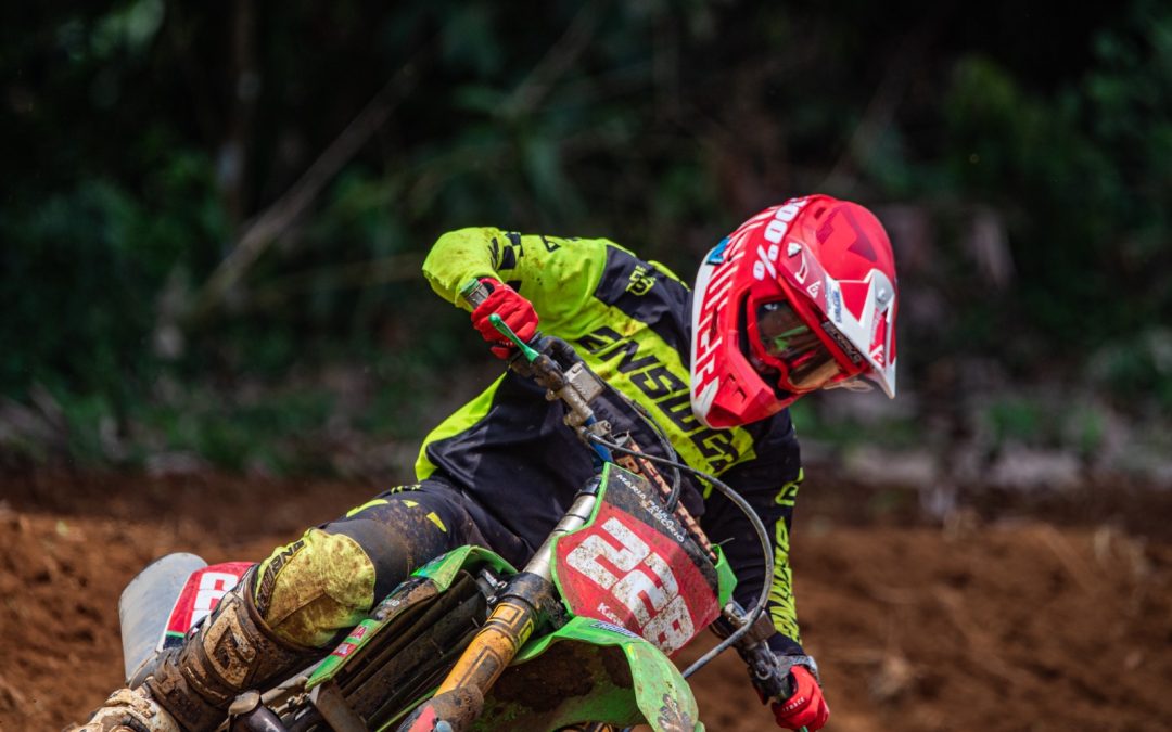 El equipo Kawasaki se aferra al podio del Campeonato Nacional de Motocross