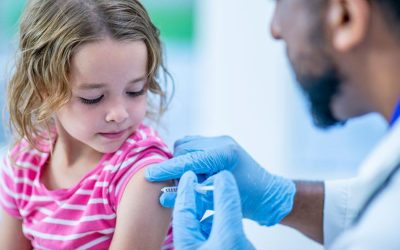 Vacune a sus niños contra el sarampión, rubéola y paperas en Walmart San Sebastián
