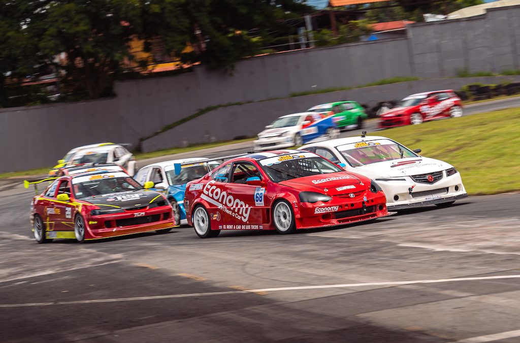 ¡La Copa Economy: 200 Kilómetros de Costa Rica coronará campeones nacionales de automovilismo este  domingo!