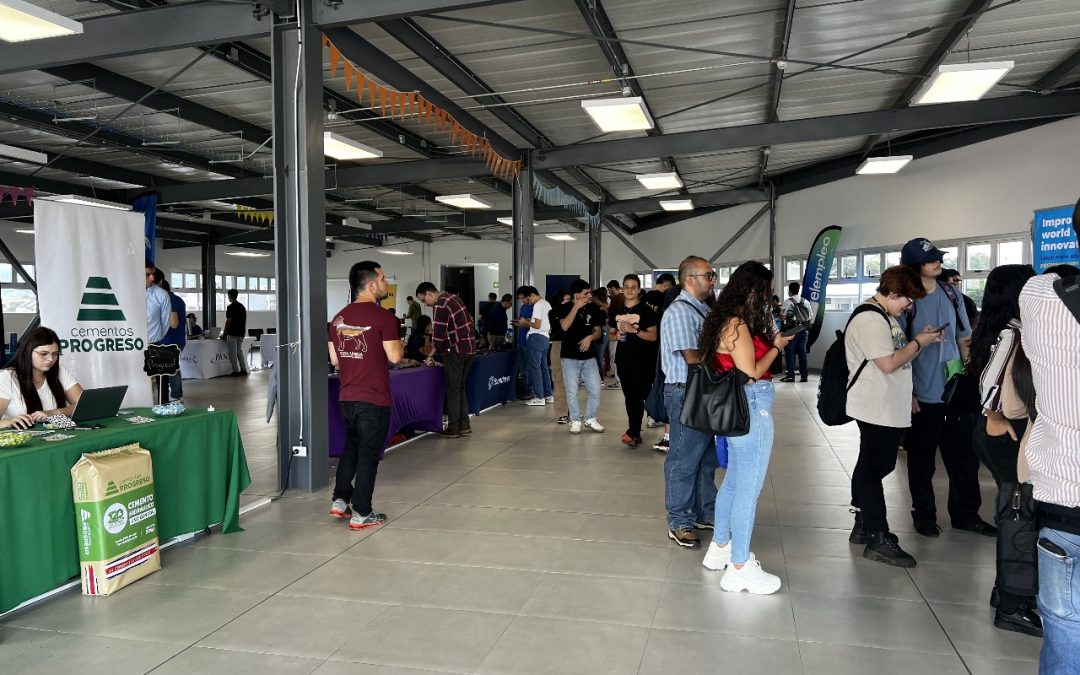 Universidad Fidélitas organiza Feria de Empleo en Ciencias Sociales y Económicas con más de 900 oportunidades laborales