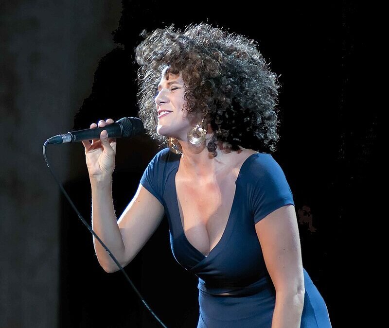 CYRILLE AIMÉE LLEGA AL TEATRO NACIONAL: UNA NOCHE IMPERDIBLE DE JAZZ