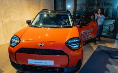 Innovación y estilo convergen en los nuevos MINI Electric y Aceman