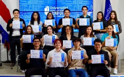 16 Estudiantes reciben becas completas para transformar el futuro tecnológico de Costa Rica