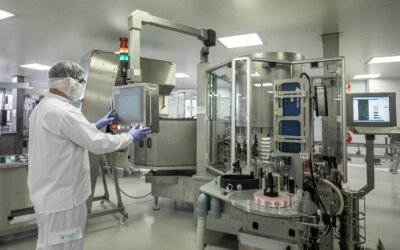 LA ORGANIZACIÓN PANAMERICANA DE LA SALUD, PFIZER Y SINERGIUM COLABORAN PARA MEJORAR LA PRODUCCIÓN REGIONAL EN LA FABRICACIÓN DE VACUNAS Y EL ACCESO A LAS MISMAS